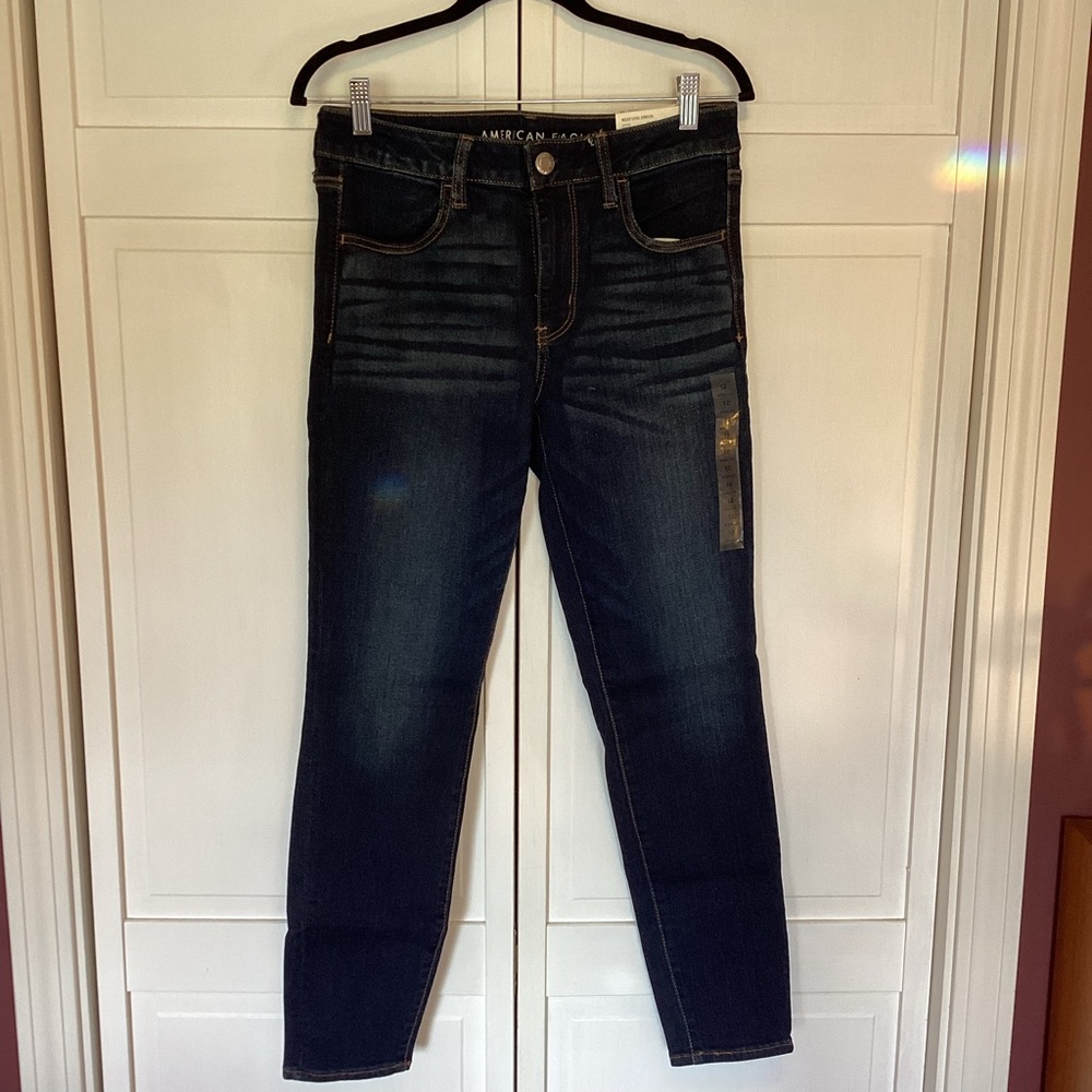 NWT American Eagle Outfitters Women's Dark Blue Jeggings